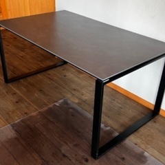 ニトリ　セラミックダイニングテーブル