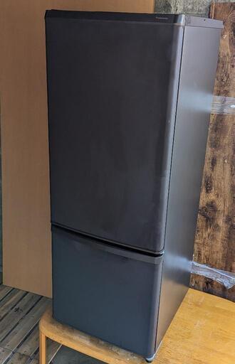 2022年製 Panasonic 168㍑ 冷蔵庫【お届け可能】高級感あるカラー