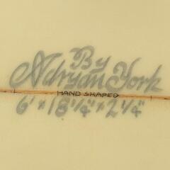 JOKERサーフボード　シェイパーYorky　フィン付き　