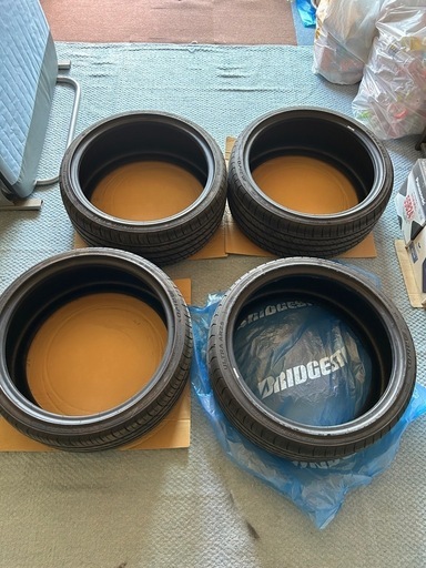225/35/19 美品　バリ山　4本