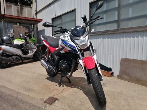 HONDA CBF125 インジェクション　デジタルメーター　白赤