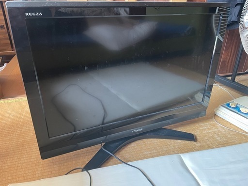 テレビ　TOSHIBA REGZA