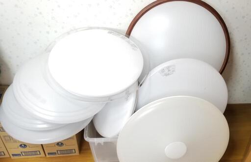 受付終了☆LEDシーリングライト９台まとめ売り☆
