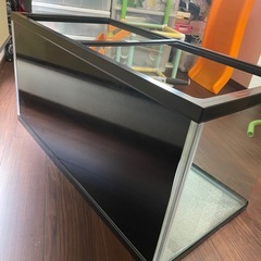 【美品】90cm水槽　曲げガラス