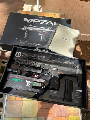 東京マルイ　mp7