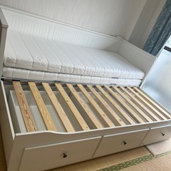 IKEAヘムネス　ベッド