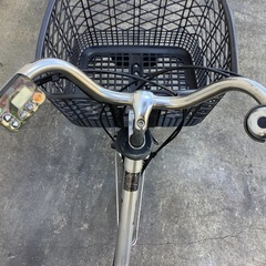 446 パナソニック最新機種電動アシスト自転車vivi26インチシルバーボディー