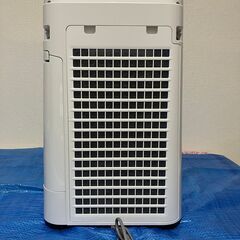  新品同様2024年製　空気清浄機 加湿空気清浄機 シャープ KC-R50-W ホワイト系 プラズマクラスター7000 -A-SEVENスノーボードウェア上下セットユーズド (メンズ)