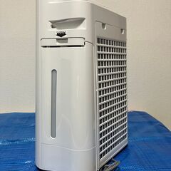  新品同様2024年製　空気清浄機 加湿空気清浄機 シャープ KC-R50-W ホワイト系 プラズマクラスター7000 -A-SEVENスノーボードウェア上下セットユーズド (メンズ)