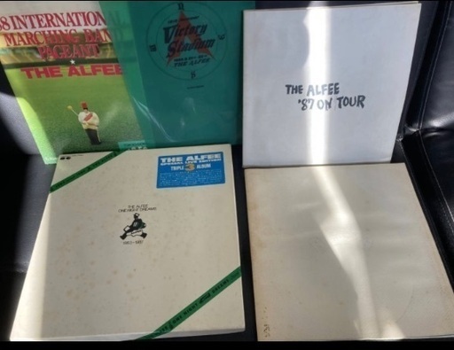 送料無料! THE ALFEE LP BOX レコード ONE NIGHT DREAMS 1983ー1987 (3枚組)ツアーパンフレット色々付 ’87 ON TOUR/LONG WAY TO FREEDOM」