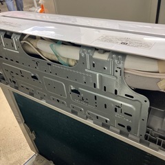 O2408-293　TOSHIBA ルームエアコン RAS-K401E3DX 2023年製 主に14畳用 エアコンガス残量不明 エアコン清掃必要 ポンプダウン実施済 キズ汚れ有り