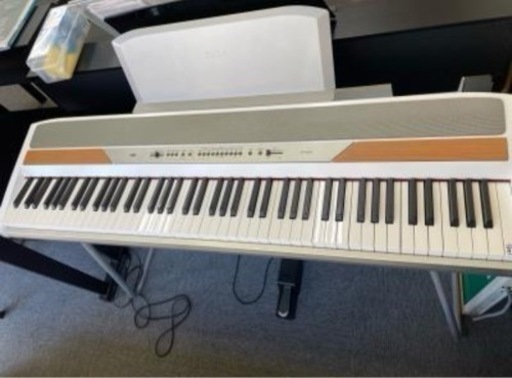 楽電子ピアノ　KORG SP-250W