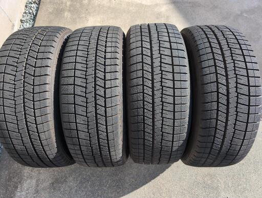 スタッドレスタイヤ　イボ付　225/45 R19  WINTER MAXX 03