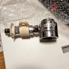 パナソニック　食器洗い乾燥機 NP-TH4  分岐水栓、置き台付き　洗剤タブレットプレゼント