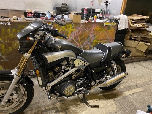 YAMAHA  VMAX1200（逆輸入）