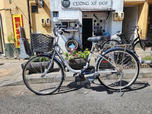 電動自転車　パナソニック　２６インチ　バッテリー　充電器　付き　シルバー　３変速　配達可能