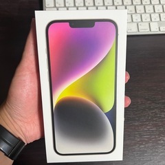 iPhone 14 Plus スターライト 128 GB SIMフリー