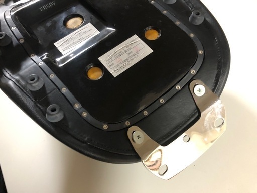 K&H スーパーローシート タック2 ハーレースポーツスター【S-5625T2】 スーパーローシート2 タック 04～スポーツスター K＆H