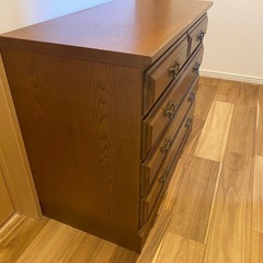 カリモク コロニアル チェスト