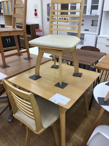 ★ジモティ割あり★  ダイニングセット2人用 ナチュラル W80×D80×H71 クリーニング済み SJ6558
