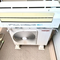 【引っ越しのため】東芝　ルームエアコン　2017年製
