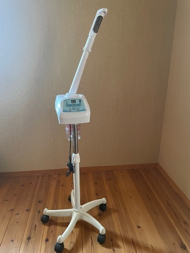 極美品♪オゾンフェイシャルスチーマー（アロマオイル使用可能♪）