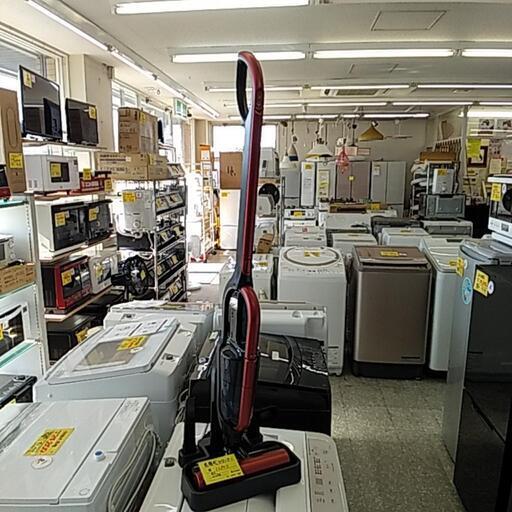 811F 東芝 充電式クリーナー/充電式掃除機