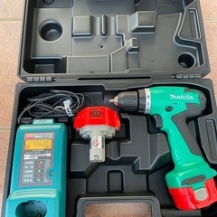 マキタ12vドリルドライバーフルセット