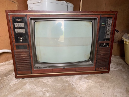ご購入前コメント必須⚠️昭和レトロ ☆ブラウン管テレビ