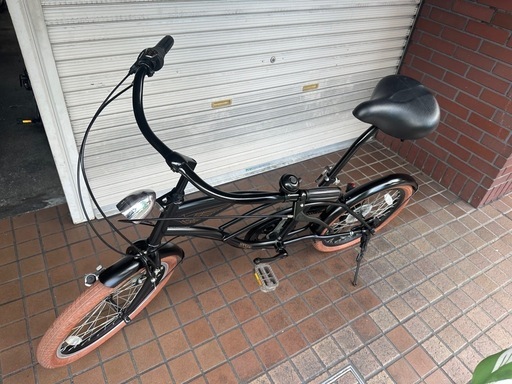 ★美品★20インチ　外装6段変速付き　ビーチクルーザー風ミニベロ　ブラック