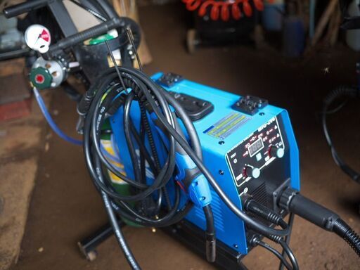 炭酸ガス半自動溶接機 + LIFT TIGトーチ + ボンベ + レギュレター