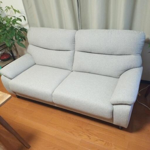 使用期間一ヶ月　ニトリ　3人掛け布張りソファ(LB07 LGY)　極美品