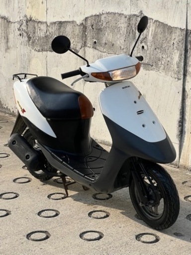 大人気セール‼️安心のバッテリー新品✨️前後タイヤ新品✨️ドライブベルト新品✨️嬉しいシート張替え♪オイル満タン補充済みオイル交換不要⭕️継ぎ足しだけで2サイクルでパワフルな走りCA1KA レッツ2✴