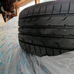 中古タイヤ4本。ダンロップDIREZZA DZ102
245/40R18
