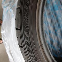 中古タイヤ4本。ダンロップDIREZZA DZ102
245/40R18
