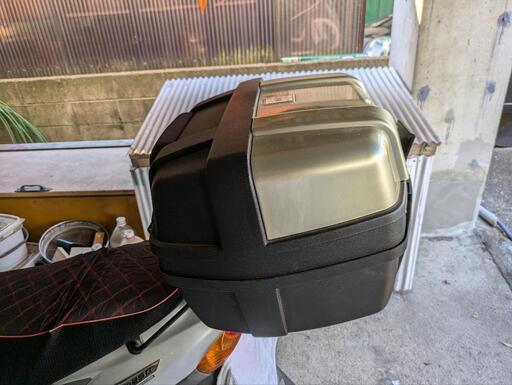 バイクリアボックス
