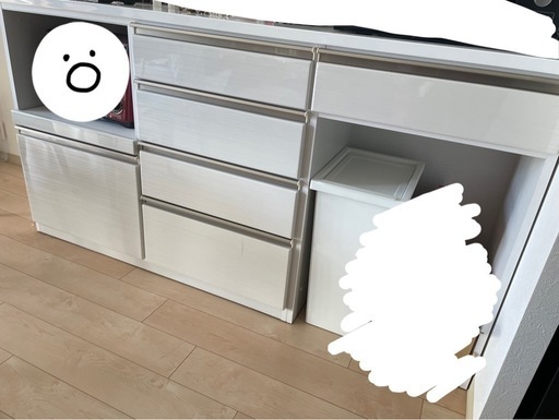【ほぼ新品】食器棚