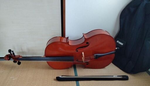 弦楽器　チェロ