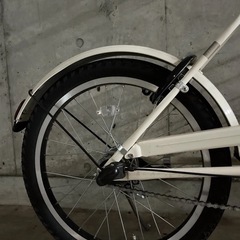 ブリヂストン　ベガス　VEGAS　20インチ　ミニベロ クリームアイボリー