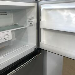 ハイセンス 冷蔵庫 HR-B2301 2018年製 2ドア 2ドア冷蔵庫 227L 自動霜取り シルバー 冷凍庫 大容量 BIG 大きい 静か シンプル 一人暮らし 二人暮らし 1K 家電 省エネ 新鮮 1人暮らし 2人暮らし おしゃれ 新生活 引越　クリーニング済 堺市 石津【ジャングルジャングルサカイ石津店】