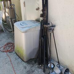 鉄パイプ、廃品　処分　10.000円で御願いします。