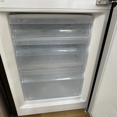 【1年保証】Hisenseの2ドア冷蔵庫入荷しました！！