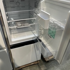 配達可【ハイセンス】冷蔵庫135L☆2024年製 クリーニング済み/6ヶ月