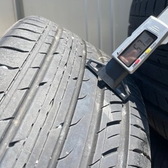 215-45/R18 プリウス30など