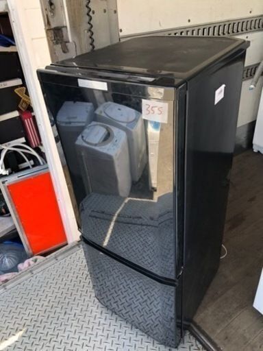NO 355 福岡市内配送設置無料✨ MR-P15C-B(サファイアブラック) Pシリ-ズ 2ドア冷蔵庫 右開き 146L
