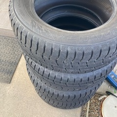 215/60r16 スタッドレス　バリ山4本