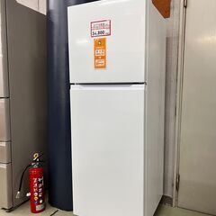 2022年製❕ 大きめ2ドア冷蔵庫❕ H61