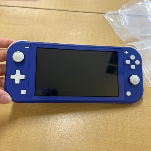 決まり　任天堂Switch ニンテンドースイッチ ライト Nintendo Switch Lite ブルー 中古 ゲーム機