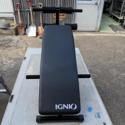イヴ・サンローラン パーカー いたい