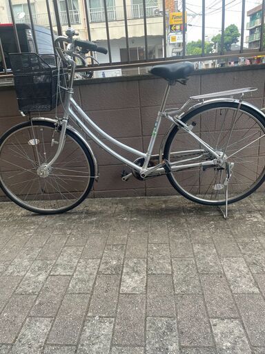 リサイクルショップどりーむ荒田店 No1402 自転車　シティサイクル　26インチ　ブリヂストン　ギア内装三段切り替え　LEDオートライト　鍵付き♪